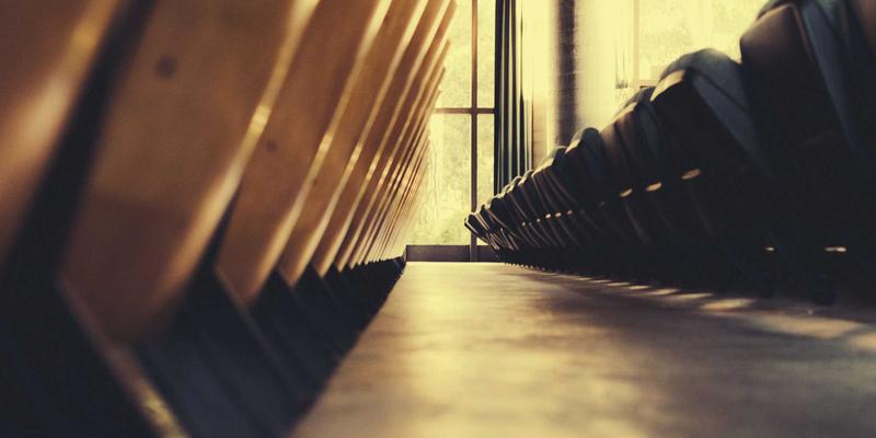 书画艺术的双重魅力：从笔墨传承到当代展览的视觉对话