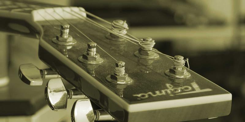 书画艺术的地域风华：解码金陵画派、海上画派与新浙派的艺术特色与市场价值